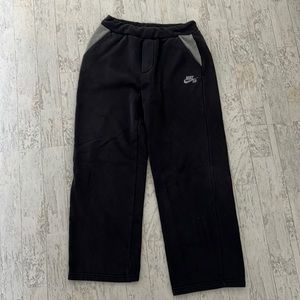 Nike SB loose sweatpants